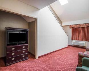Americas Best Value Inn Torrington, Ct Room photo